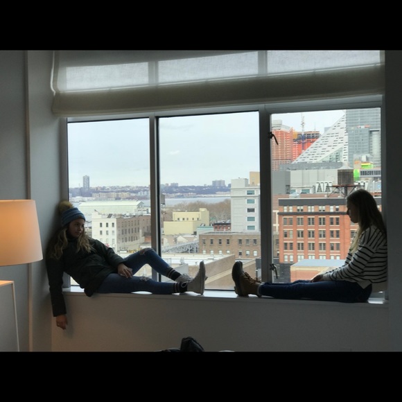 Meet your Posher, Ellie - Picture 1 of 1